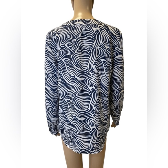 Ann Taylor Navy and White Patterned Women's Top size S - Picture 4 of 4